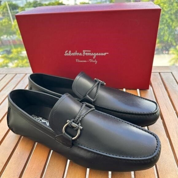 FERRAGAMO Salvatore Ferragamo Gancini Leather Loafer (Men) - Picture 1 of 12